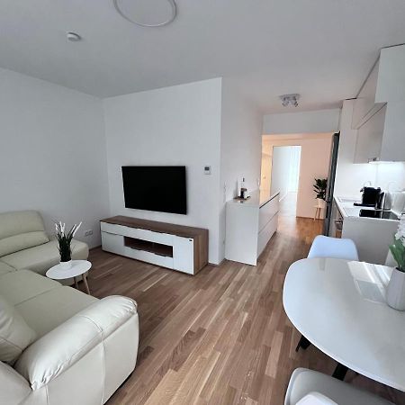 Danube22 Apartment Vienna Exterior photo
